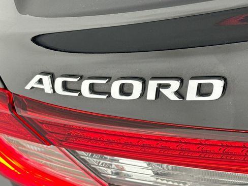 Used 2019 Honda Accord LX image 8