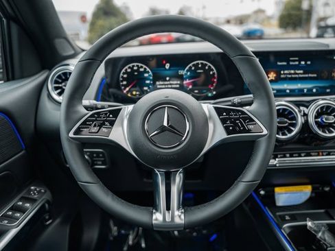 New 2026 Mercedes-Benz GLB 250 4MATIC image 31