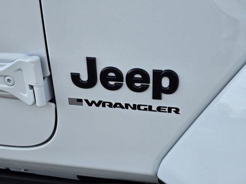 New 2026 Jeep Wrangler Sahara image 6