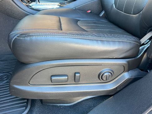 Used 2016 Buick Enclave Leather w/ Trailering Package image 11