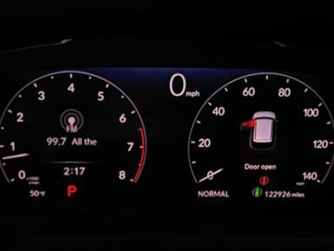 Used 2023 Honda Pilot Elite image 15