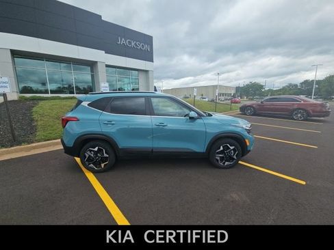 Certified 2024 Kia Seltos EX AWD/4WD image 10