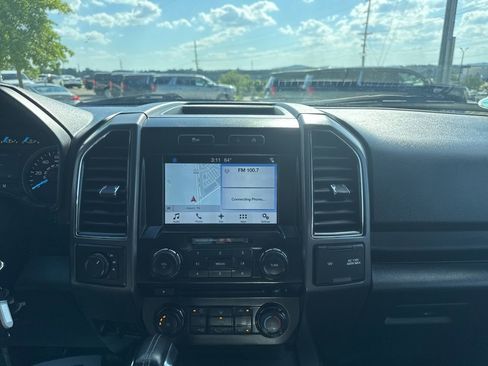 Used 2017 Ford F150 XLT w/ Equipment Group 302A Luxury AWD/4WD image 20