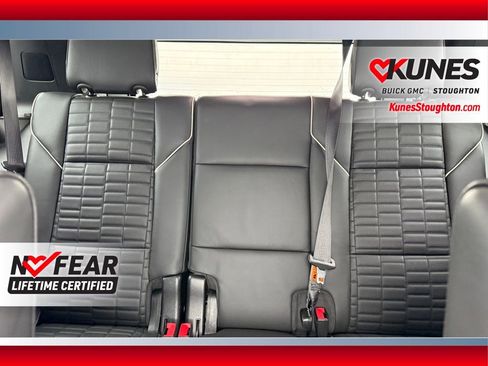 Used 2022 Cadillac Escalade Sport Platinum image 25