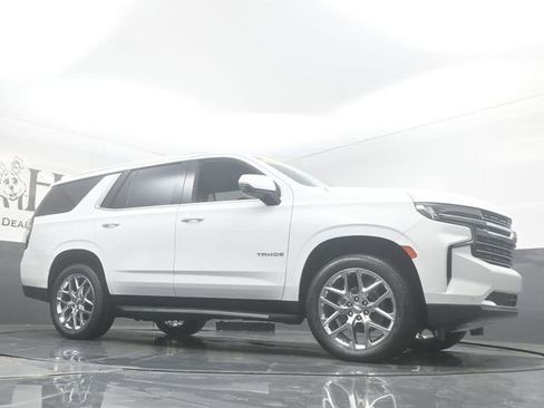 Used 2024 Chevrolet Tahoe LT w/ LT Signature Plus Package AWD/4WD image 2