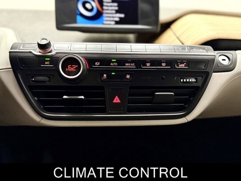 Used 2014 BMW i3 w/ Parking Assistant Package image 19