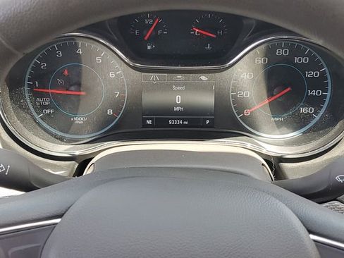 Certified 2018 Chevrolet Cruze LT FWD image 19