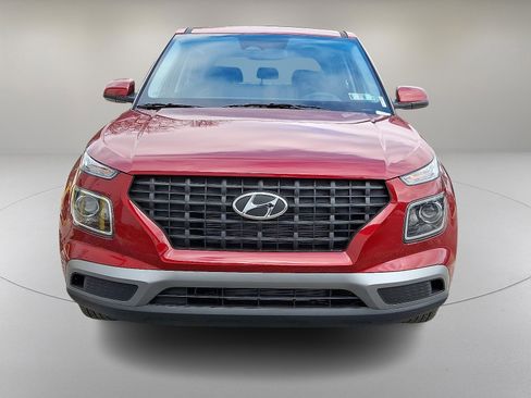 New 2026 Hyundai Venue SE image 2