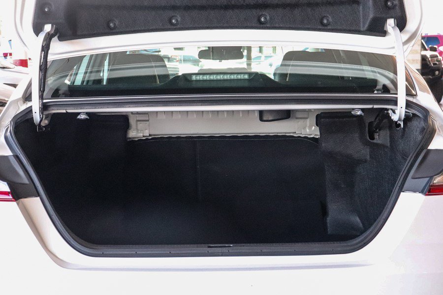 Certified 2026 Toyota Camry SE FWD image 26