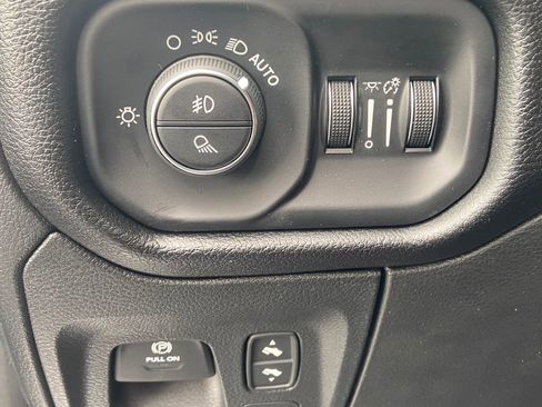 New 2026 RAM 1500 Big Horn AWD/4WD image 14