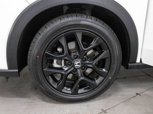 Used 2024 Honda HR-V Sport image 27