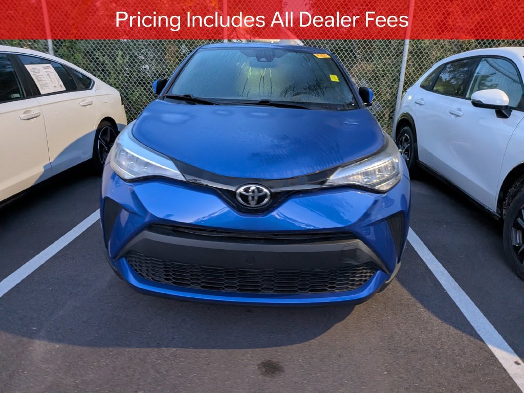 Used 2020 Toyota C-HR XLE FWD image 2