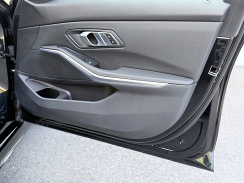 Used 2021 BMW M340i xDrive w/ Driving Assistance Package image 27