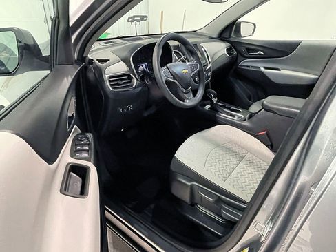 Used 2024 Chevrolet Equinox LS image 16