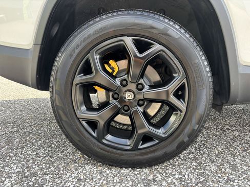 Used 2023 Rivian R1S Adventure AWD/4WD image 34