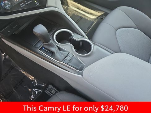 Used 2024 Toyota Camry LE FWD image 31