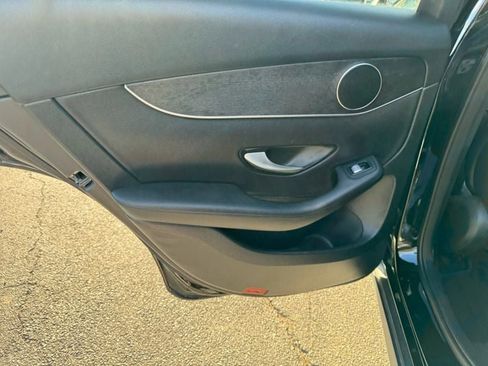 Used 2022 Mercedes-Benz GLC 300 4MATIC image 20