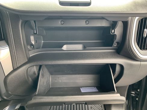 Used 2021 Chevrolet Silverado 1500 LT Trail Boss w/ Bed Protection Package image 31