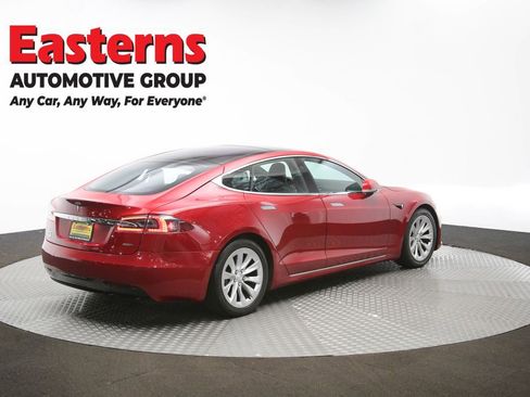 Used 2016 Tesla Model S 90D image 38