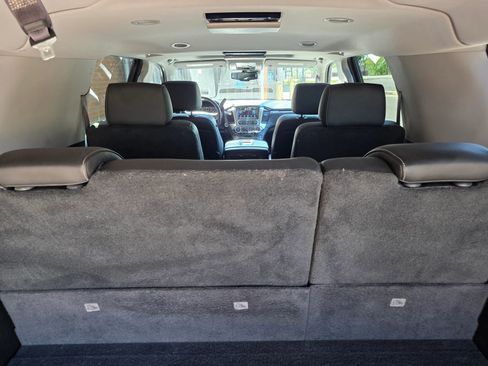 Used 2015 Chevrolet Suburban LTZ AWD/4WD image 32