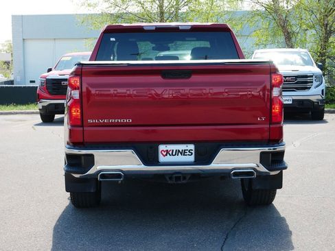 Used 2023 Chevrolet Silverado 1500 LT w/ Z71 Off-Road Package AWD/4WD image 9
