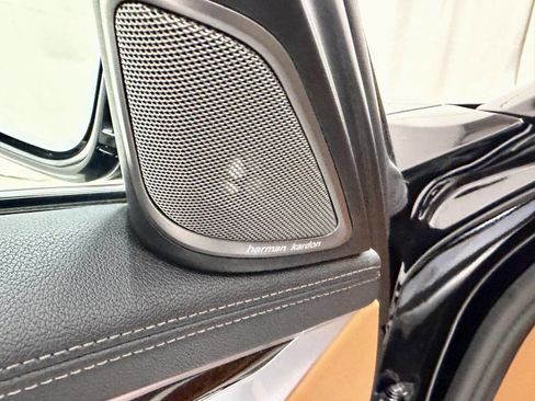 Used 2016 BMW 750i xDrive image 43