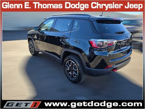 New 2026 Jeep Compass Trailhawk image 4