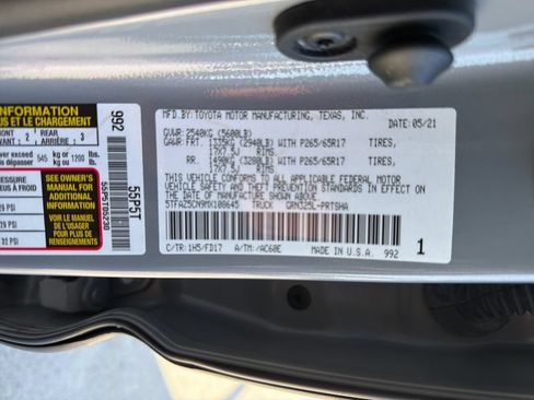 Used 2021 Toyota Tacoma TRD Sport RWD image 38