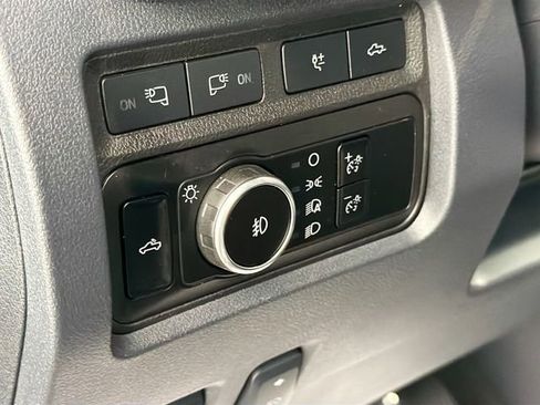 Used 2023 Ford F250 Platinum AWD/4WD image 10