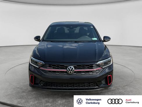 Used 2024 Volkswagen Jetta GLI Autobahn FWD image 2