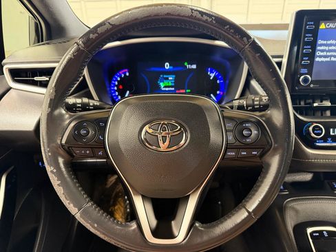 Used 2019 Toyota Corolla XSE FWD image 14