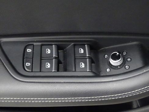 Used 2023 Audi A4 2.0T Premium Plus image 18