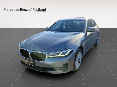 Used 2023 BMW 530i image 4