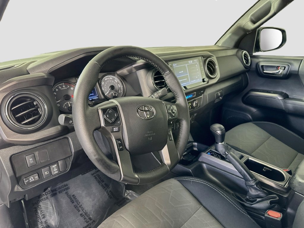Used 2022 Toyota Tacoma TRD Sport w/ Technology Package AWD/4WD image 18