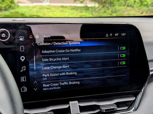 Used 2025 Chevrolet Equinox RS w/ Safety and Technology Package FWD image 23