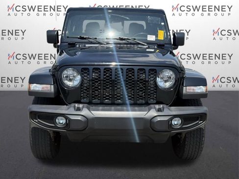 Used 2022 Jeep Gladiator Sport AWD/4WD image 6