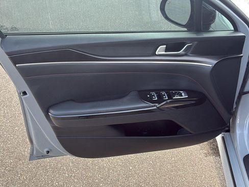 Used 2023 Kia K5 GT FWD image 9