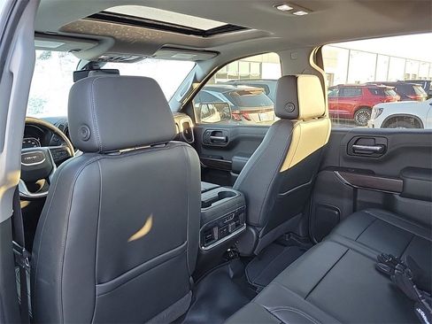 Used 2020 GMC Sierra 1500 SLT w/ SLT Premium Plus Package image 11