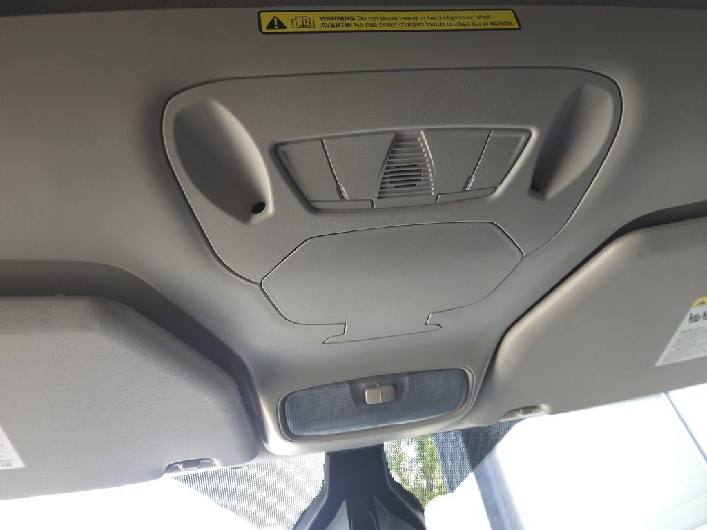 Used 2020 Ford Transit Connect XL FWD image 25