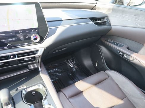 Used 2023 Lexus RX 350 image 39