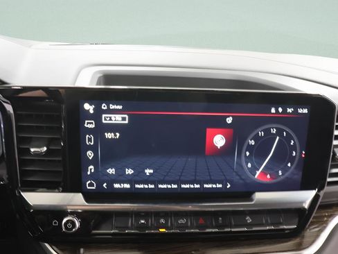 Used 2023 GMC Sierra 1500 Elevation image 11