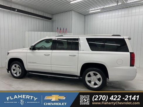 Used 2016 Chevrolet Suburban LTZ image 5
