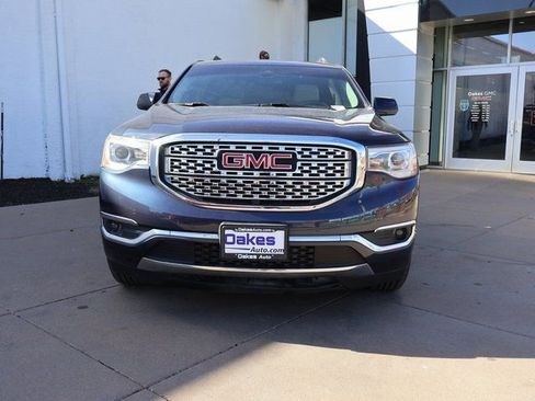 Certified 2019 GMC Acadia Denali w/ Technology Package FWD image 3