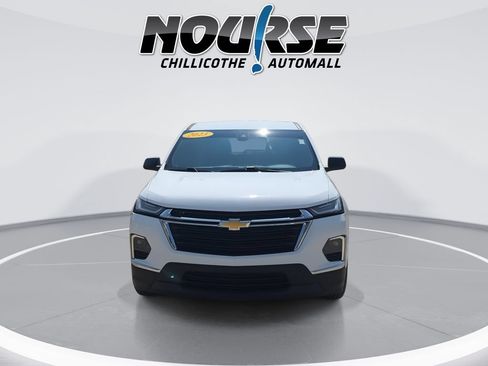Used 2023 Chevrolet Traverse LS w/ LPO, Cargo Package FWD image 3