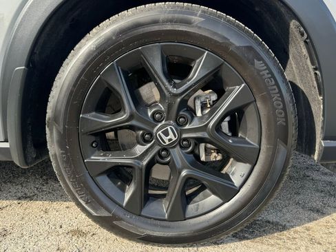 Used 2024 Honda HR-V Sport image 12