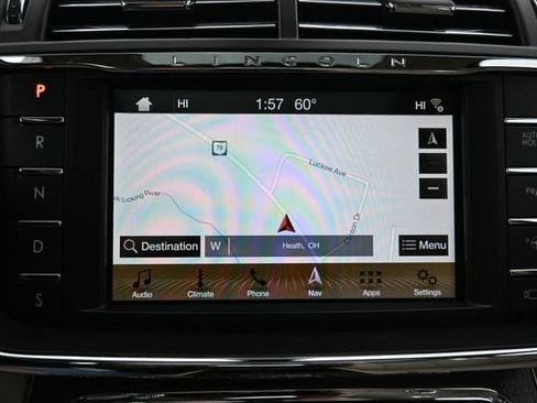 Used 2017 Lincoln Continental Reserve w/ Technology Package image 44