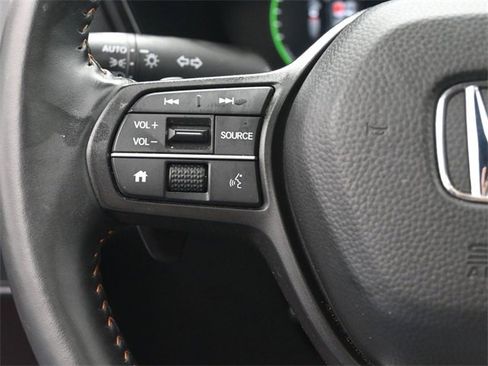 Used 2025 Honda CR-V Sport image 2