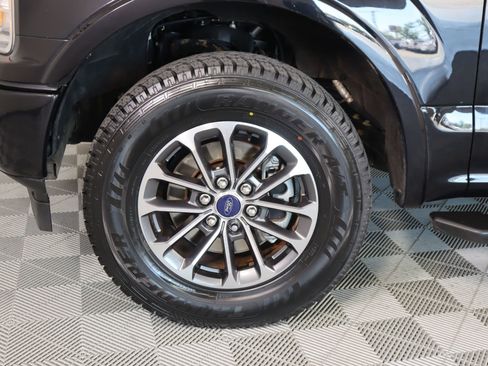 Used 2020 Ford F150 XLT w/ Equipment Group 302A Luxury image 19