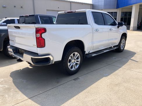Certified 2023 Chevrolet Silverado 1500 LTZ AWD/4WD image 2