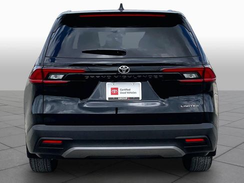 Used 2025 Toyota Grand Highlander FWD image 5